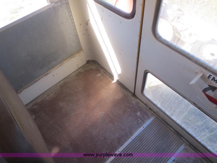 image for item D2182 1998 International Genesis school bus