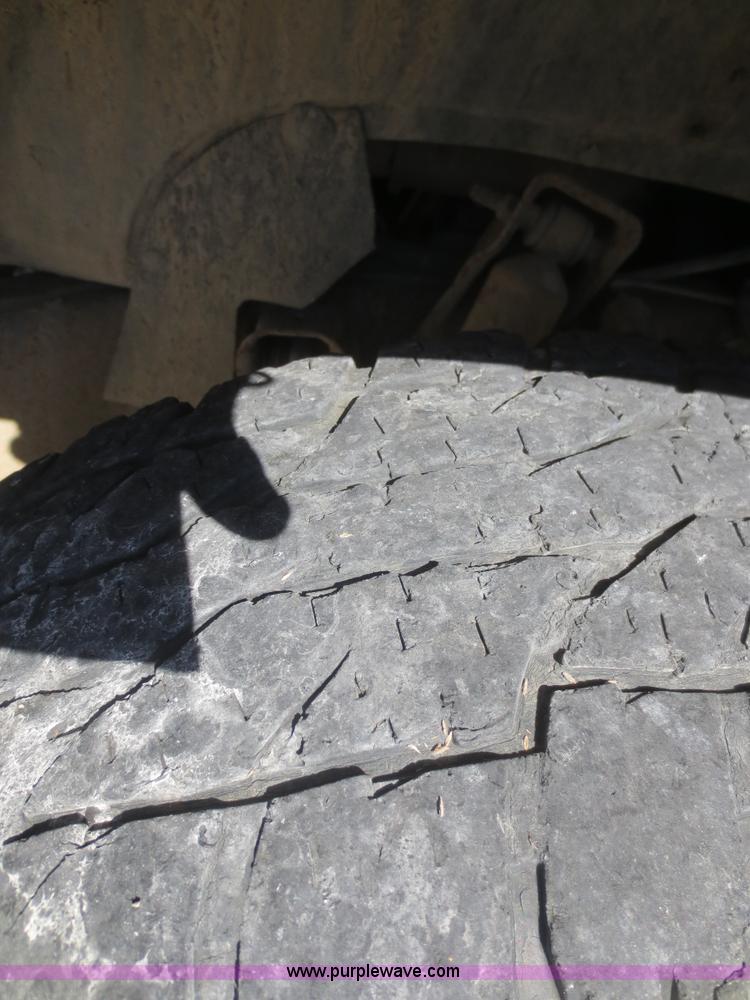 image for item D2184 1995 Chevrolet 1500 pickup truck