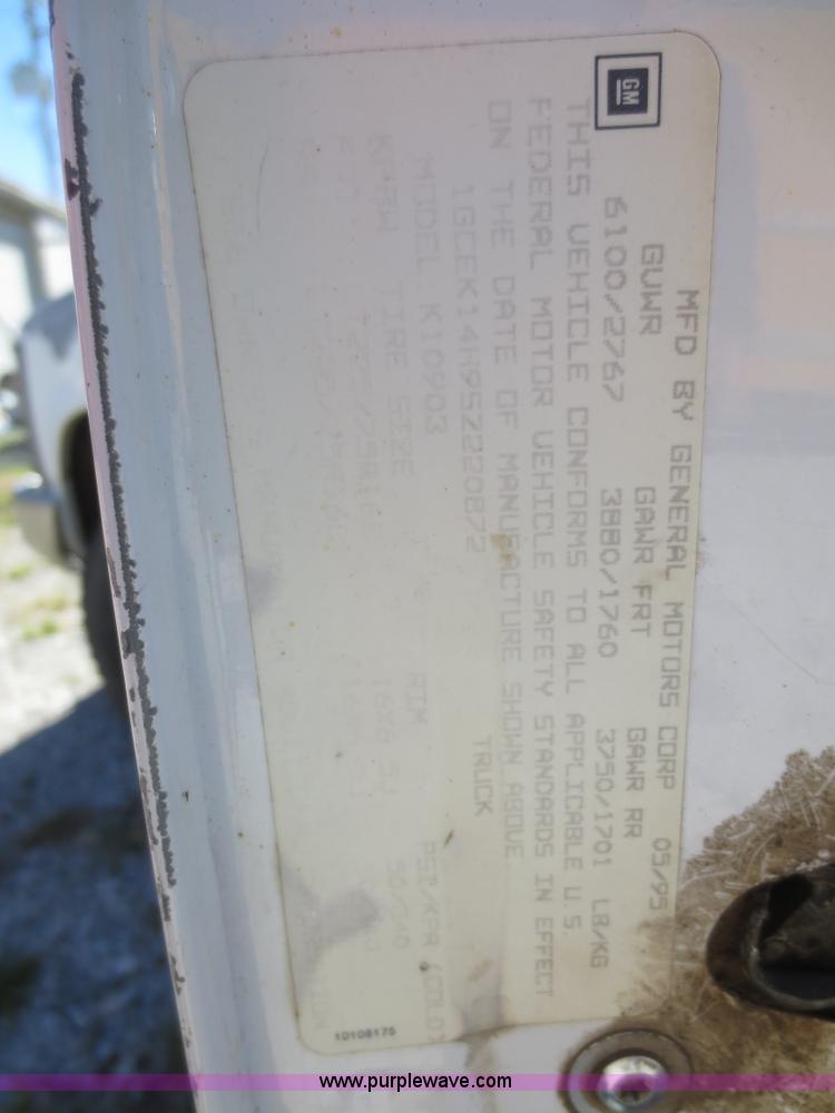 image for item D2184 1995 Chevrolet 1500 pickup truck