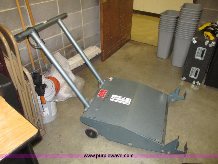 image for item G9920 Bleacher mule