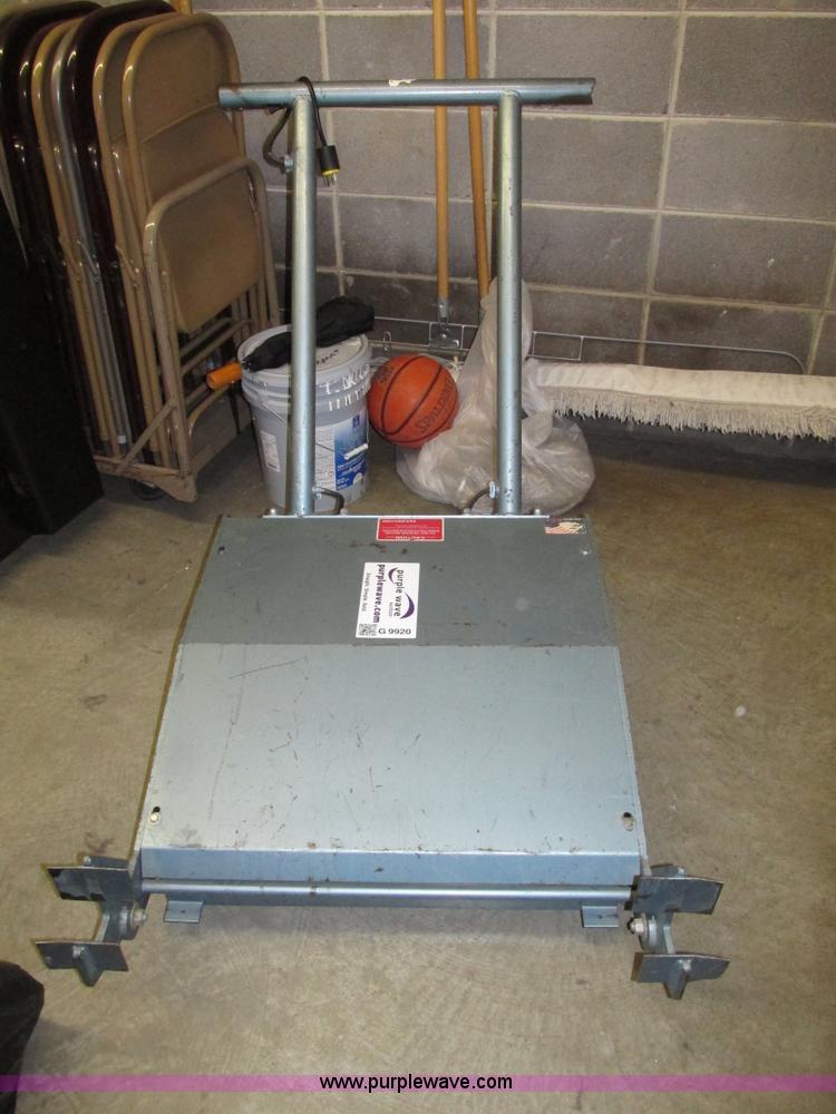 image for item G9920 Bleacher mule