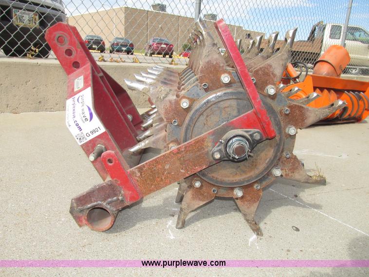 image for item G9921 Toro 96 turf aerator