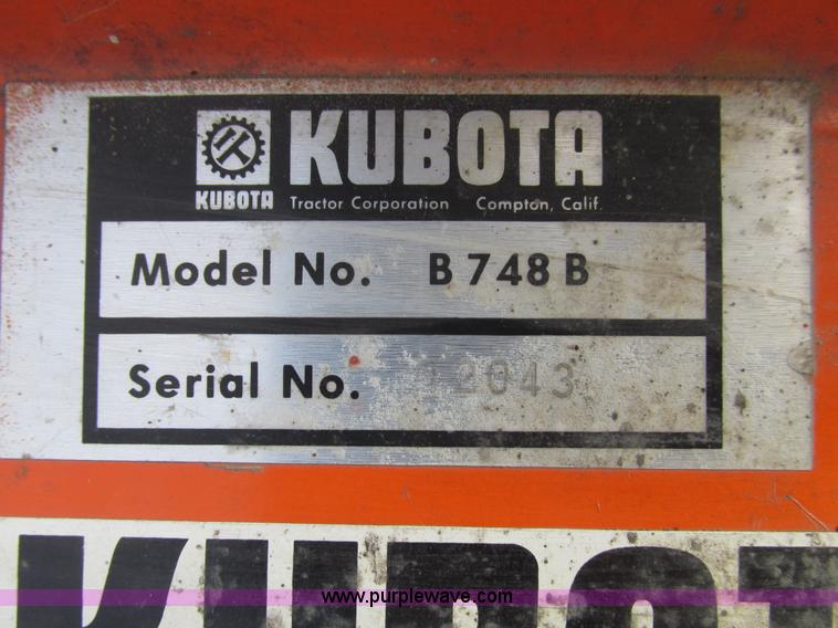 image for item G9922 Kubota B748B snow blower