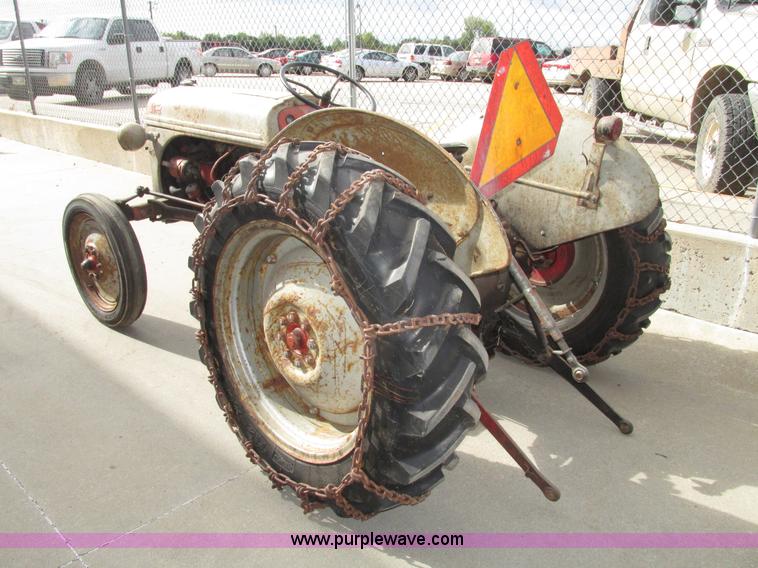 image for item G9924 1950 Ford 8N tractor