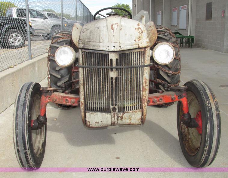 image for item G9924 1950 Ford 8N tractor