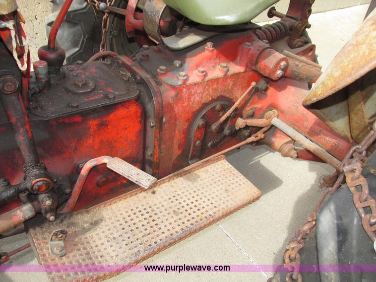 image for item G9924 1950 Ford 8N tractor