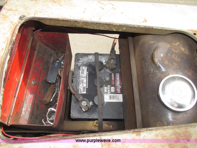 image for item G9924 1950 Ford 8N tractor