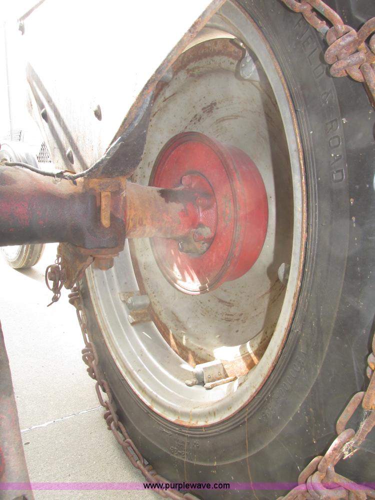 image for item G9924 1950 Ford 8N tractor