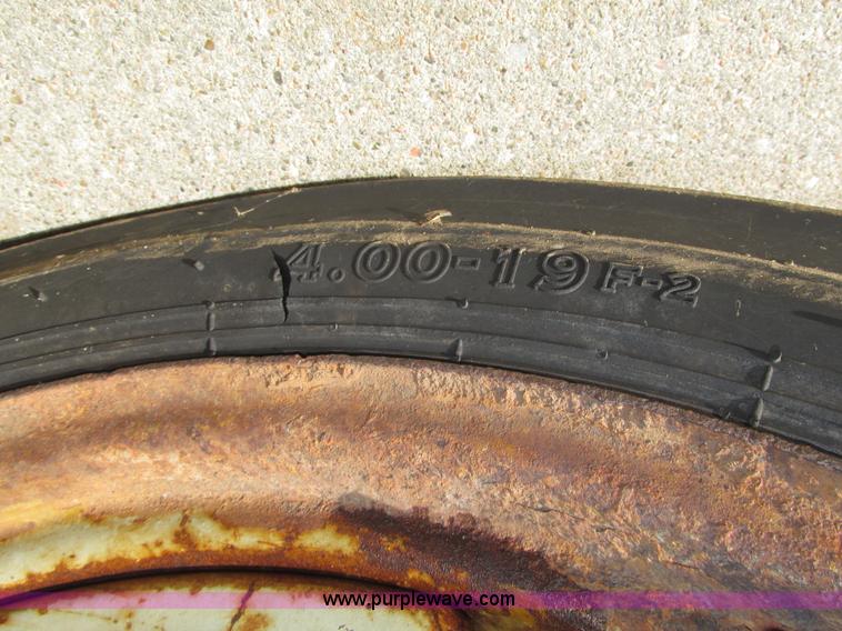 image for item G9924 1950 Ford 8N tractor