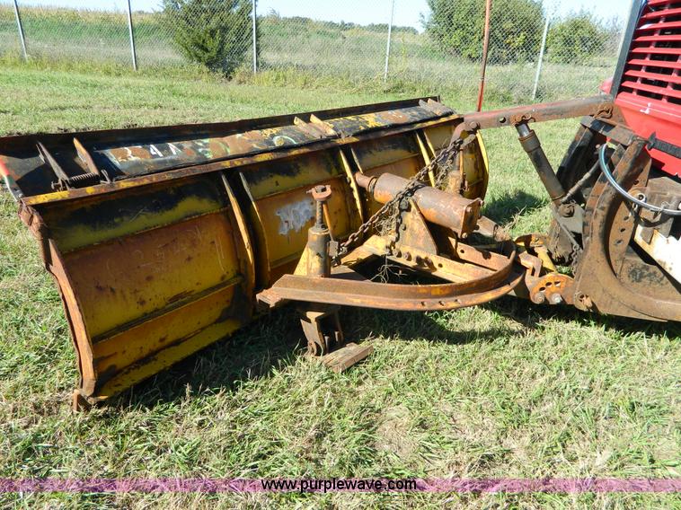 image for item H2384 1996 International 4700 dump truck