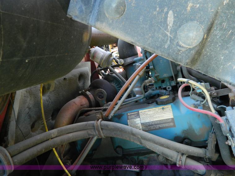 image for item H2384 1996 International 4700 dump truck