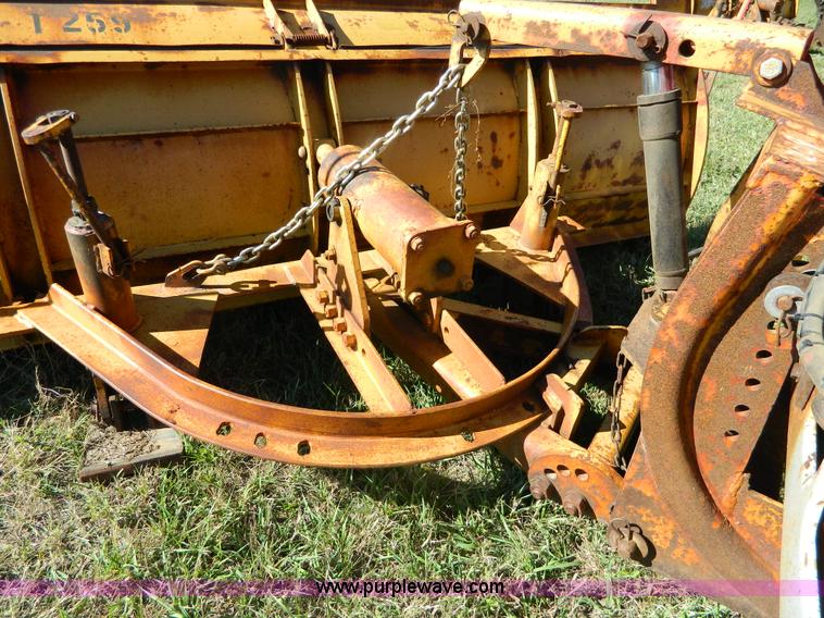 image for item H2385 1996 International 4700 dump truck