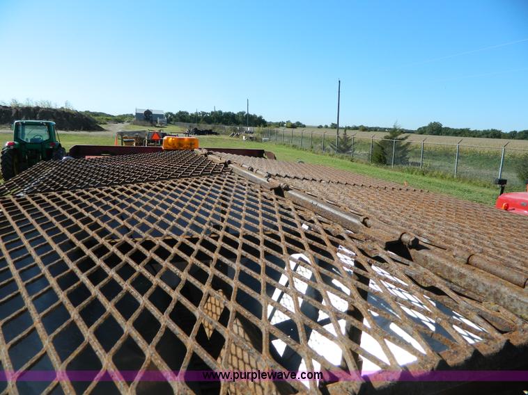 image for item H2385 1996 International 4700 dump truck