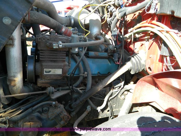 image for item H2385 1996 International 4700 dump truck