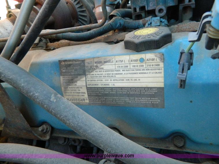 image for item H2385 1996 International 4700 dump truck