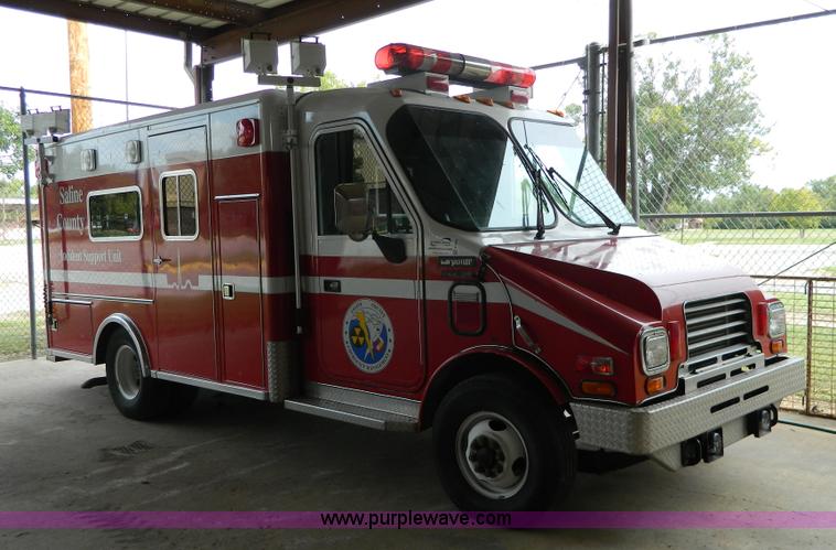 image for item H2404 1993 Carpenter ambulance