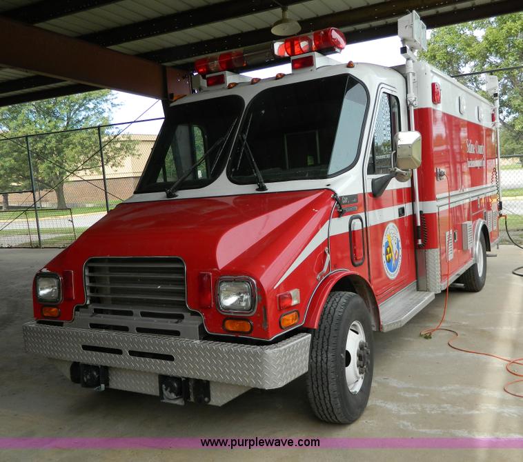 image for item H2404 1993 Carpenter ambulance