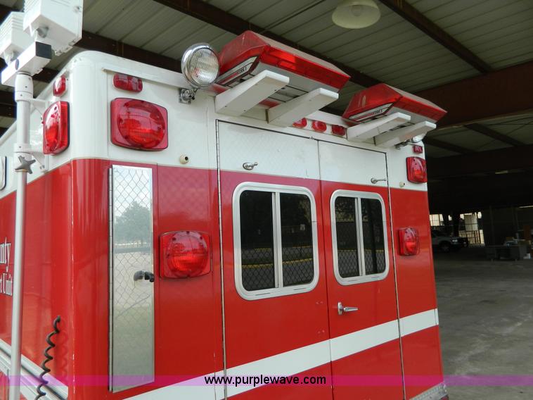 image for item H2404 1993 Carpenter ambulance