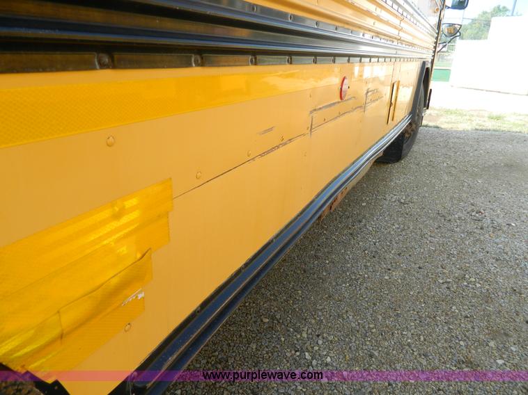 image for item H2422 1992 Blue Bird TC2000 bus