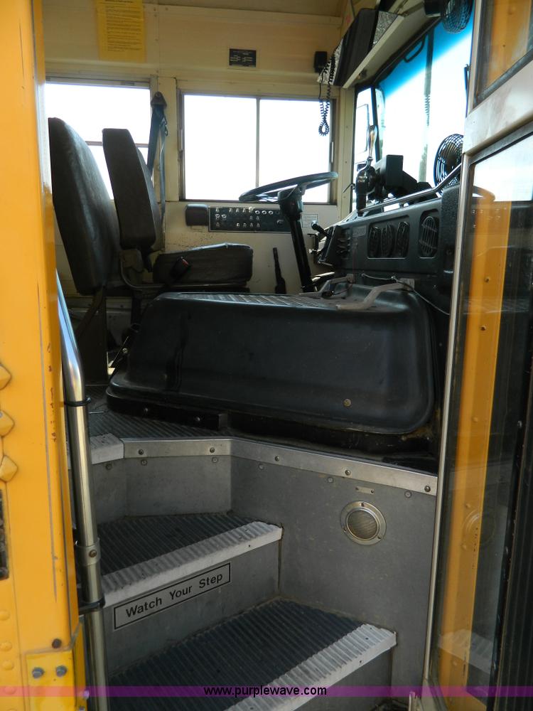 image for item H2422 1992 Blue Bird TC2000 bus