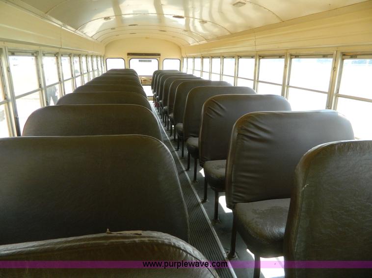 image for item H2422 1992 Blue Bird TC2000 bus