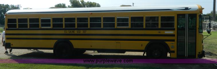 image for item H2423 1997 Blue Bird TC2000 bus