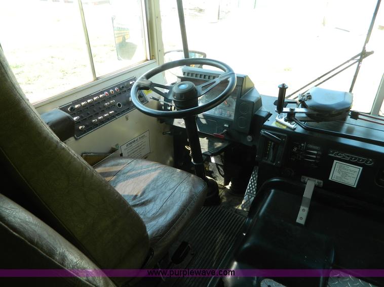 image for item H2423 1997 Blue Bird TC2000 bus