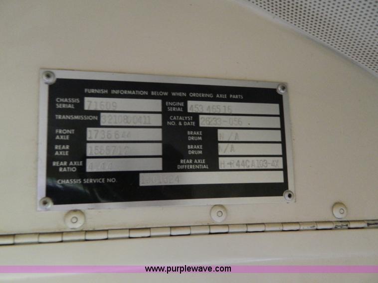 image for item H2423 1997 Blue Bird TC2000 bus