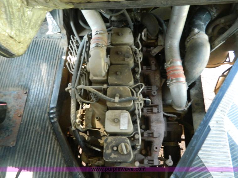 image for item H2423 1997 Blue Bird TC2000 bus