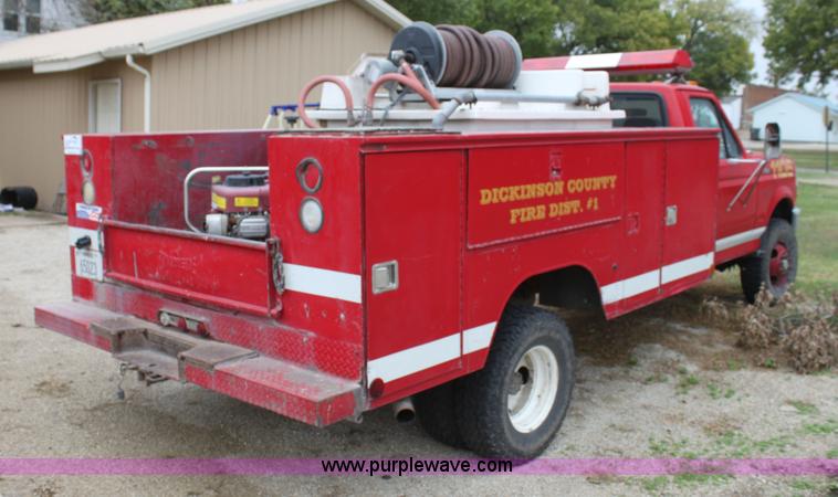 image for item H8826 1994 Ford F350 utility truck