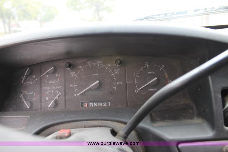 image for item H8826 1994 Ford F350 utility truck