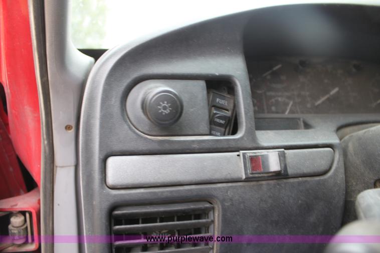 image for item H8826 1994 Ford F350 utility truck