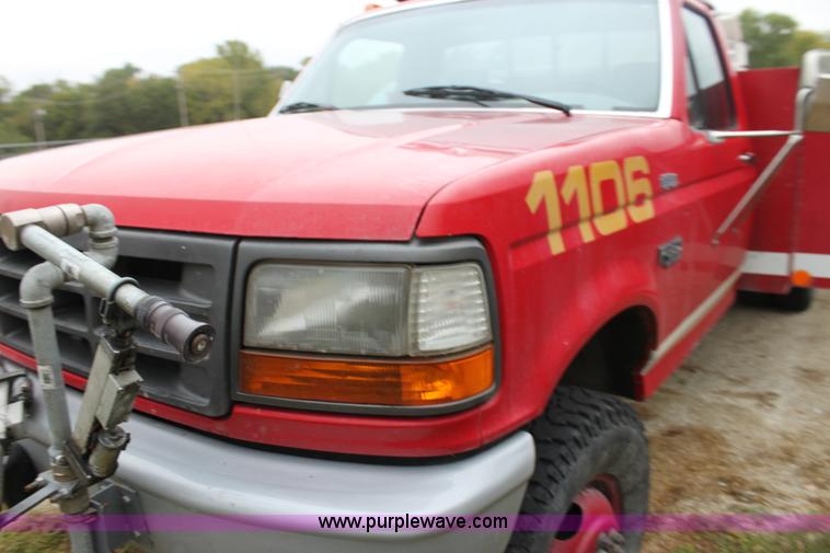 image for item H8826 1994 Ford F350 utility truck
