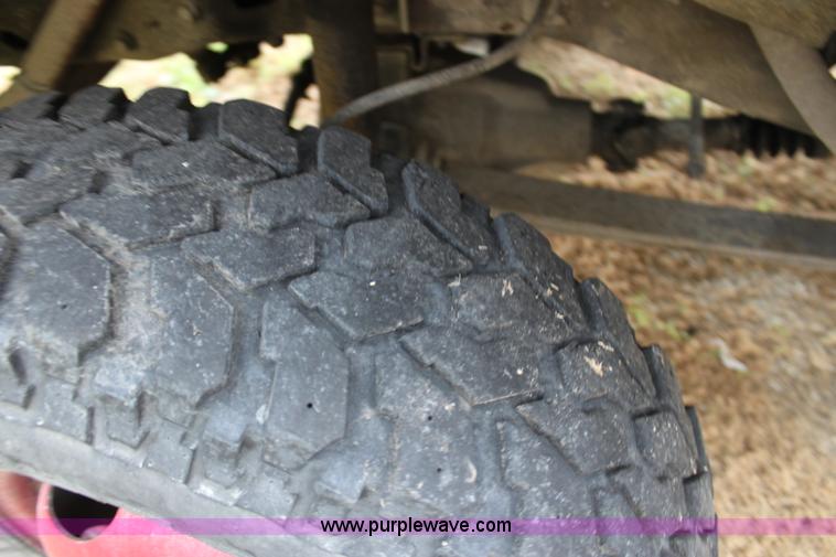 image for item H8826 1994 Ford F350 utility truck