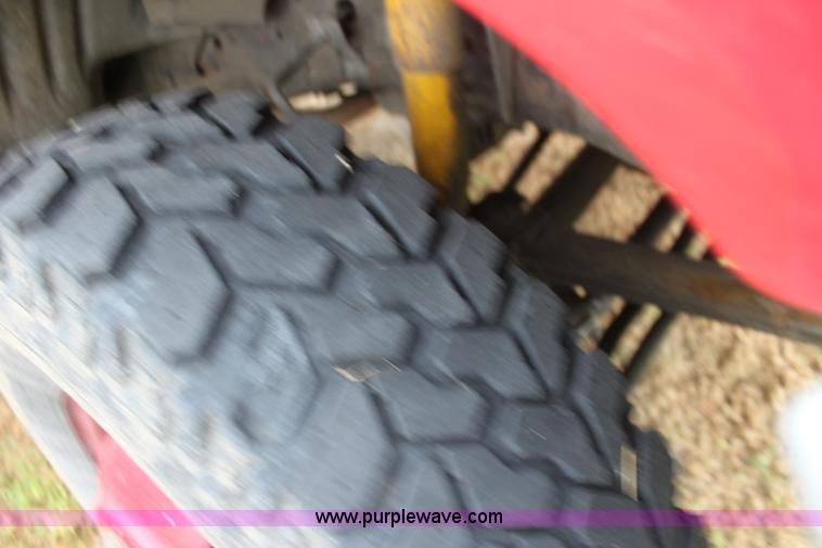 image for item H8826 1994 Ford F350 utility truck