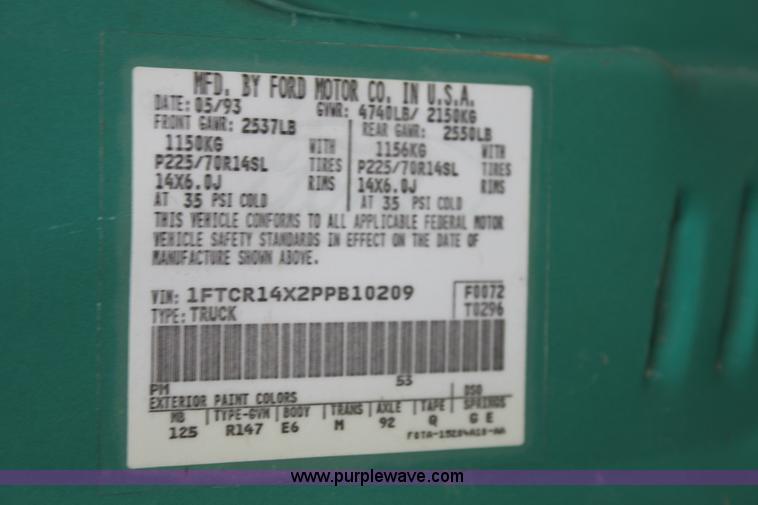 image for item H8828 1993 Ford Ranger SuperCab pickup truck