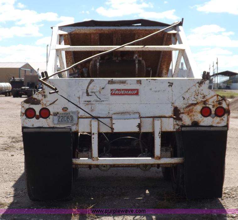 image for item H9068 1991 Fruehauf belly dump trailer