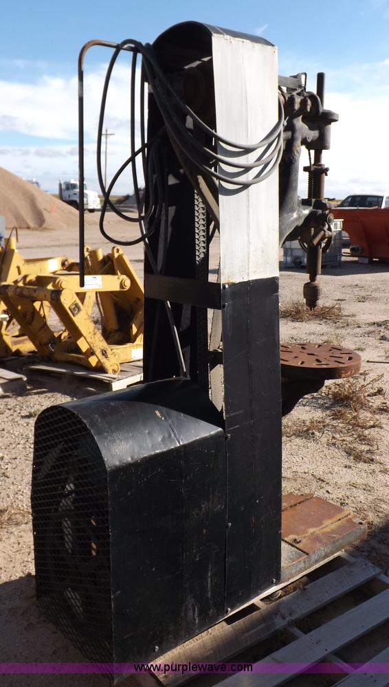 image for item H9077 Champion 20" drill press