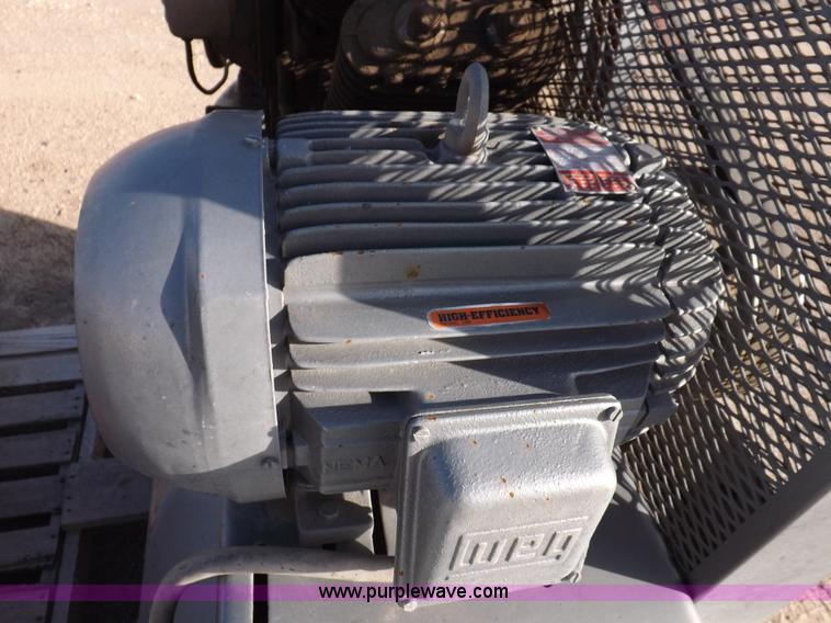 image for item H9078 Air compressor