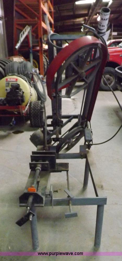 image for item H9079 Olson metal band saw