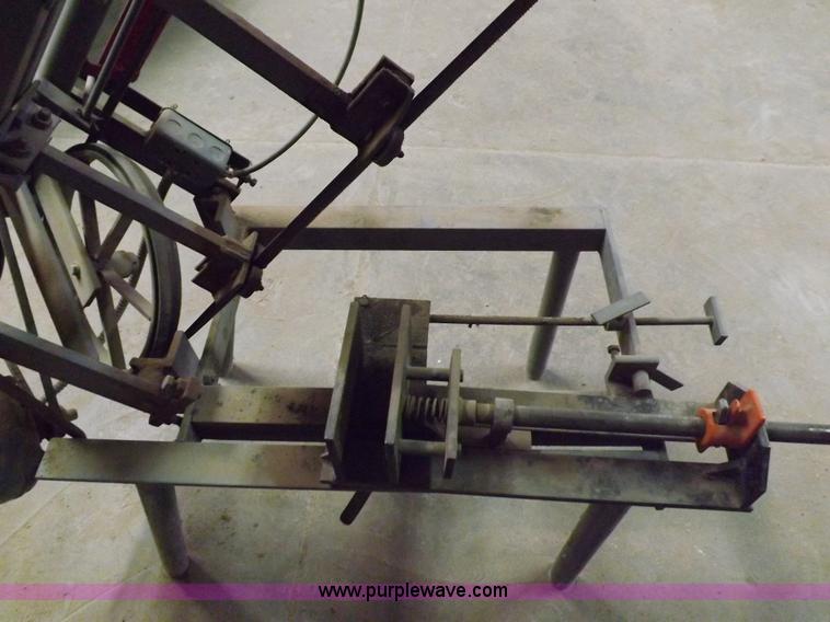 image for item H9079 Olson metal band saw