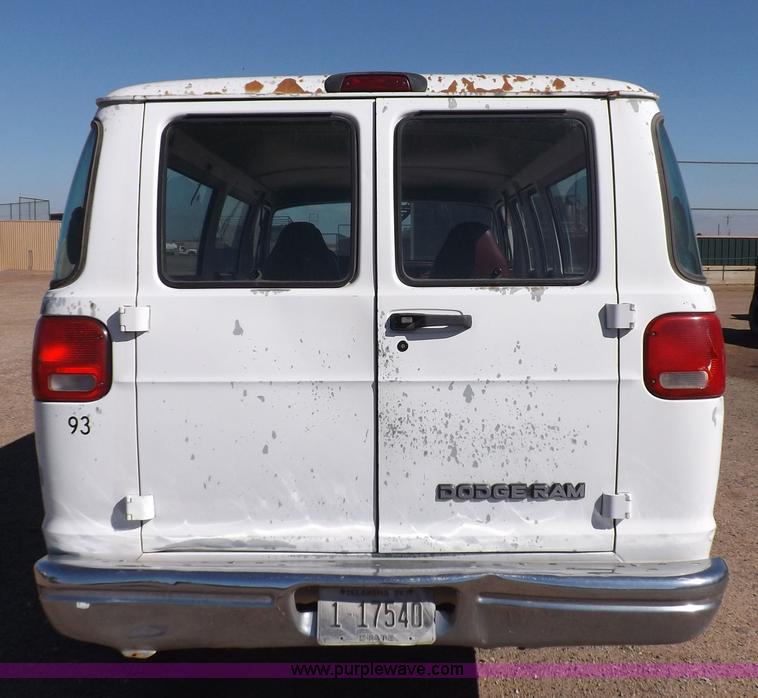 image for item H9089 1994 Dodge Ram B350 van