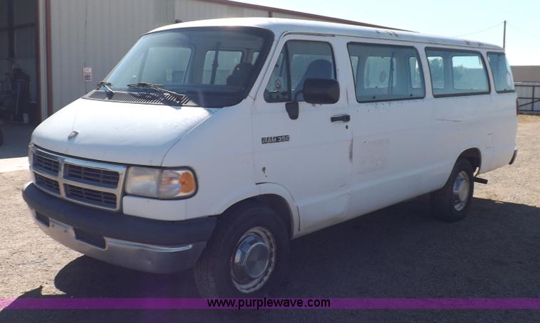 image for item H9089 1994 Dodge Ram B350 van