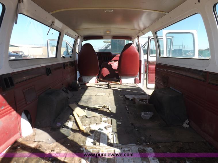 image for item H9089 1994 Dodge Ram B350 van