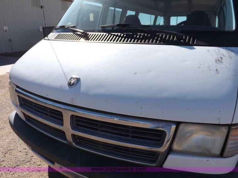 image for item H9089 1994 Dodge Ram B350 van