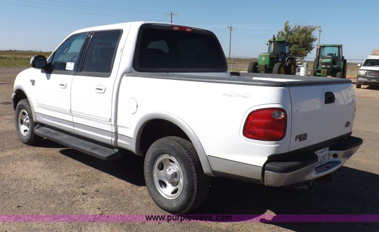 image for item H9094 2002 Ford F150 XLT SuperCrew pickup truck