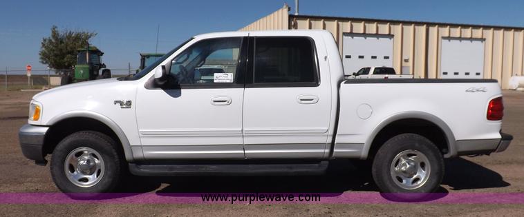 image for item H9094 2002 Ford F150 XLT SuperCrew pickup truck