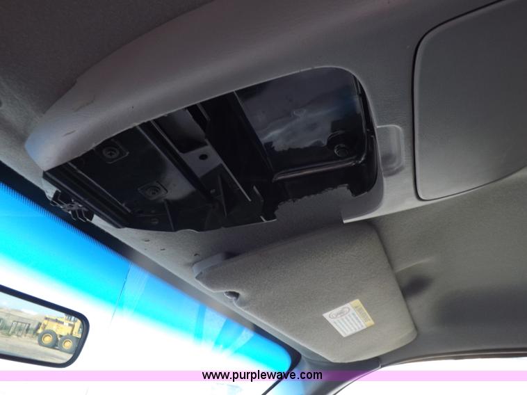 image for item H9094 2002 Ford F150 XLT SuperCrew pickup truck