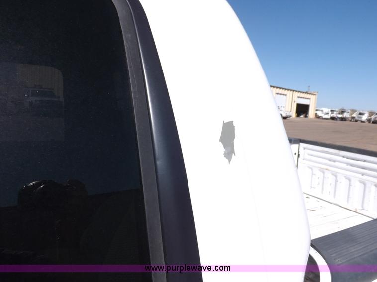 image for item H9094 2002 Ford F150 XLT SuperCrew pickup truck