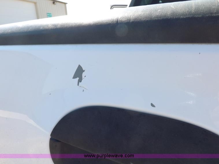 image for item H9094 2002 Ford F150 XLT SuperCrew pickup truck